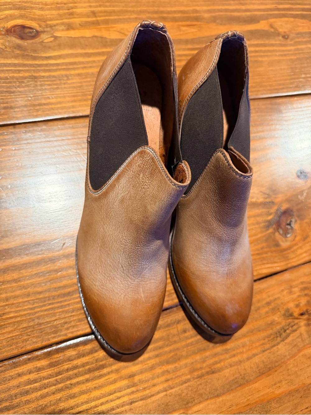 Ariat Brown Leather Ankle Booties with Black Elastic Panels